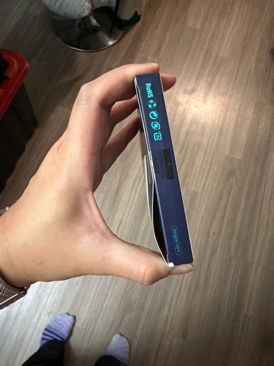 ESR Tempered-Glass Screen Protector image indicator(4)