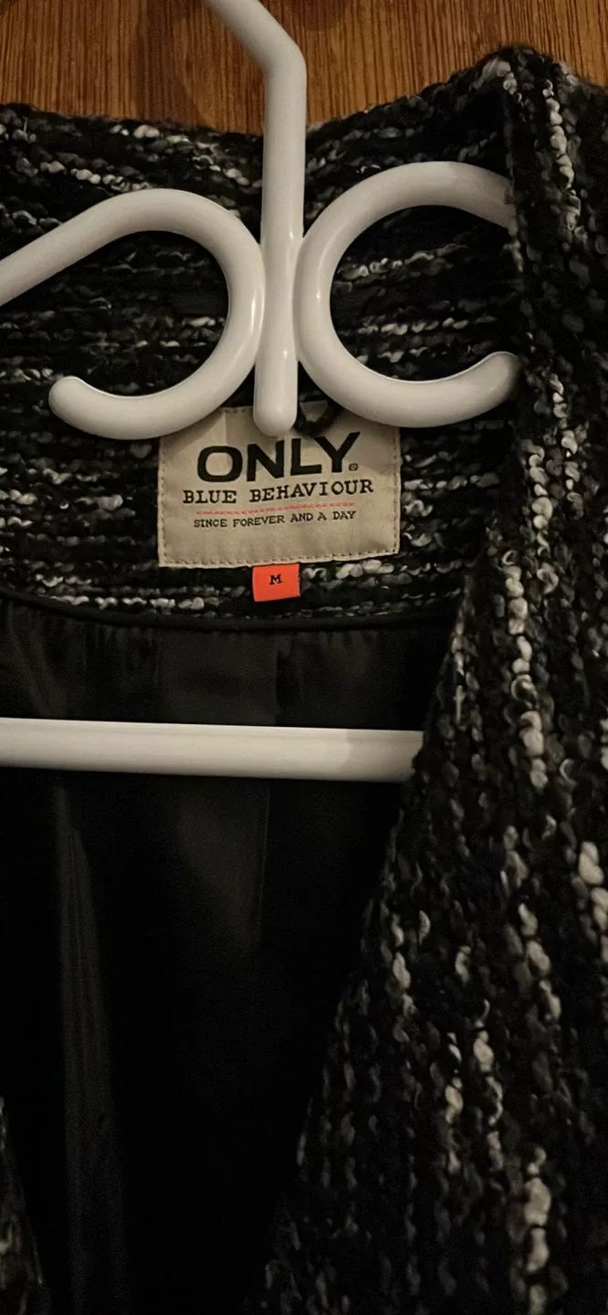 ONLY Blue Behaviour Women's Coat - Size M image indicator(5)