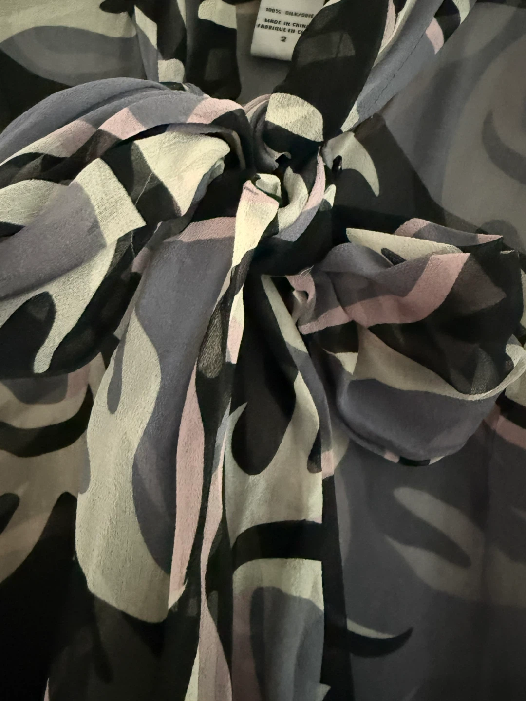 Diane von Furstenberg Silk Blouse - photo 2
