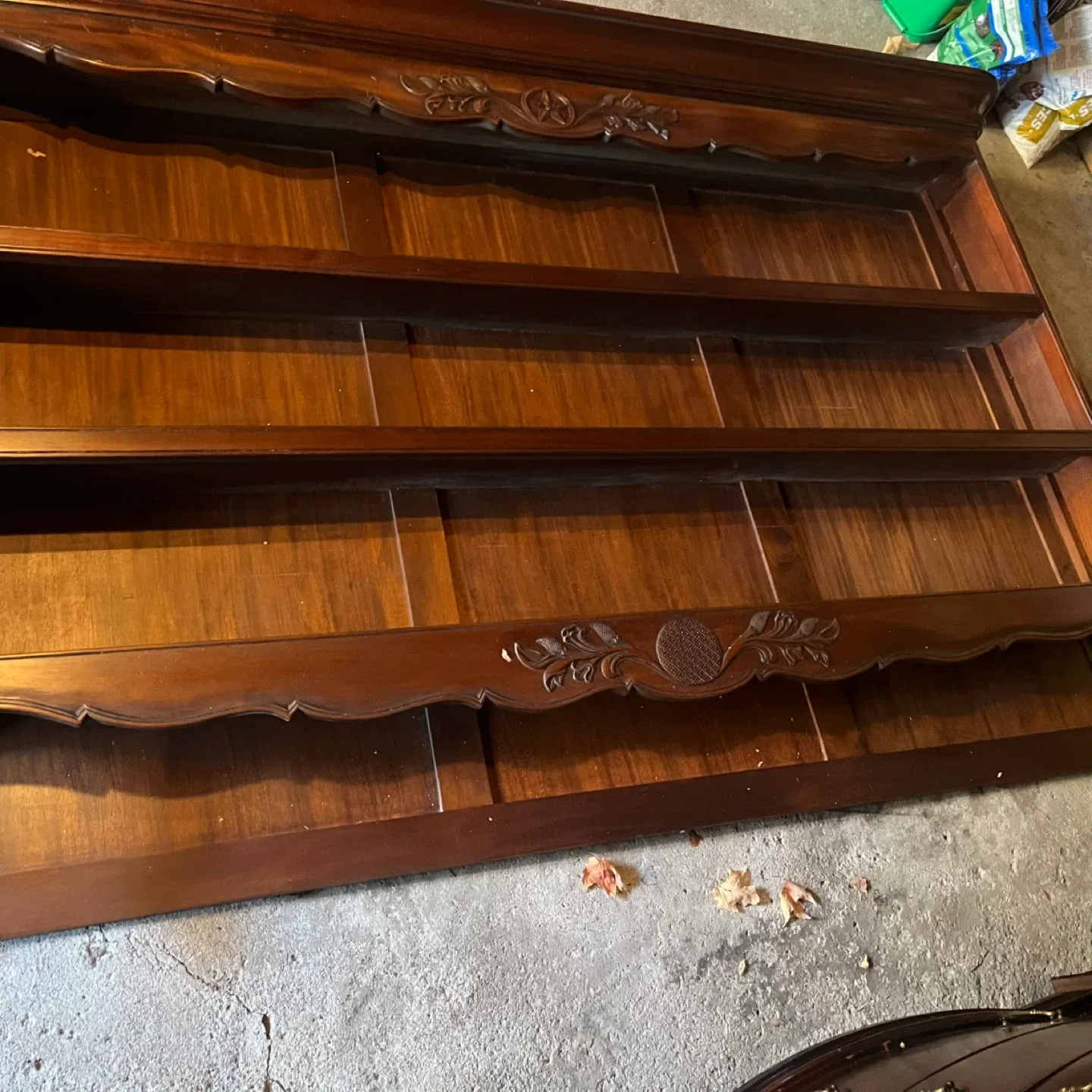 Wooden Wall Shelf image indicator(2)