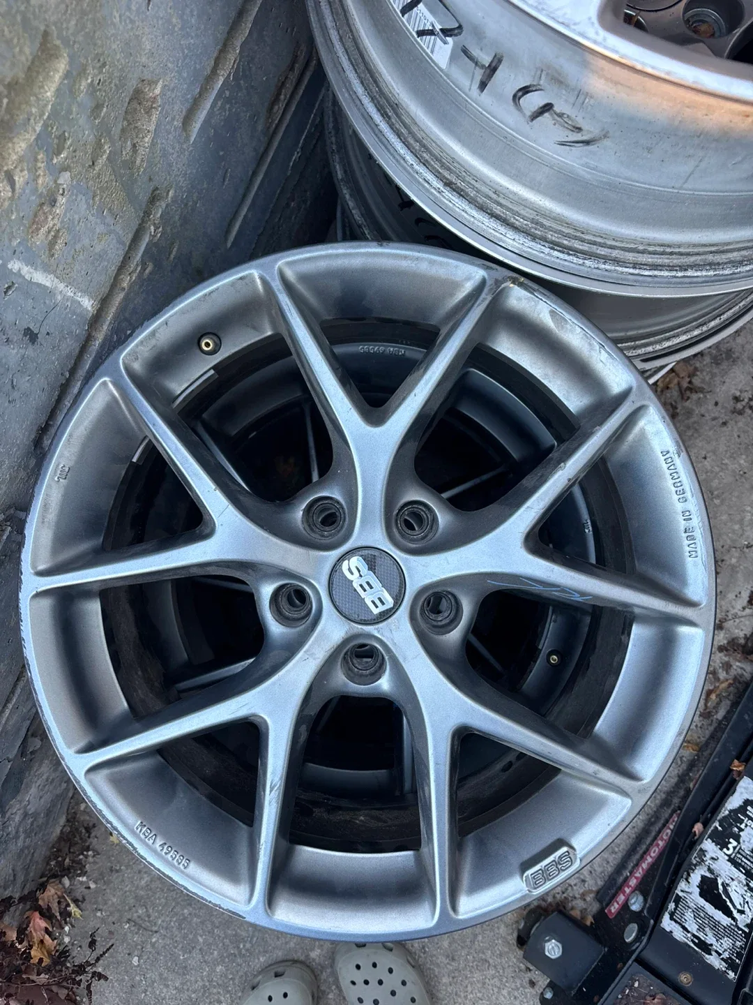 5x120 18x8 BBS SR019 ET32 Alloy Wheels image indicator(5)