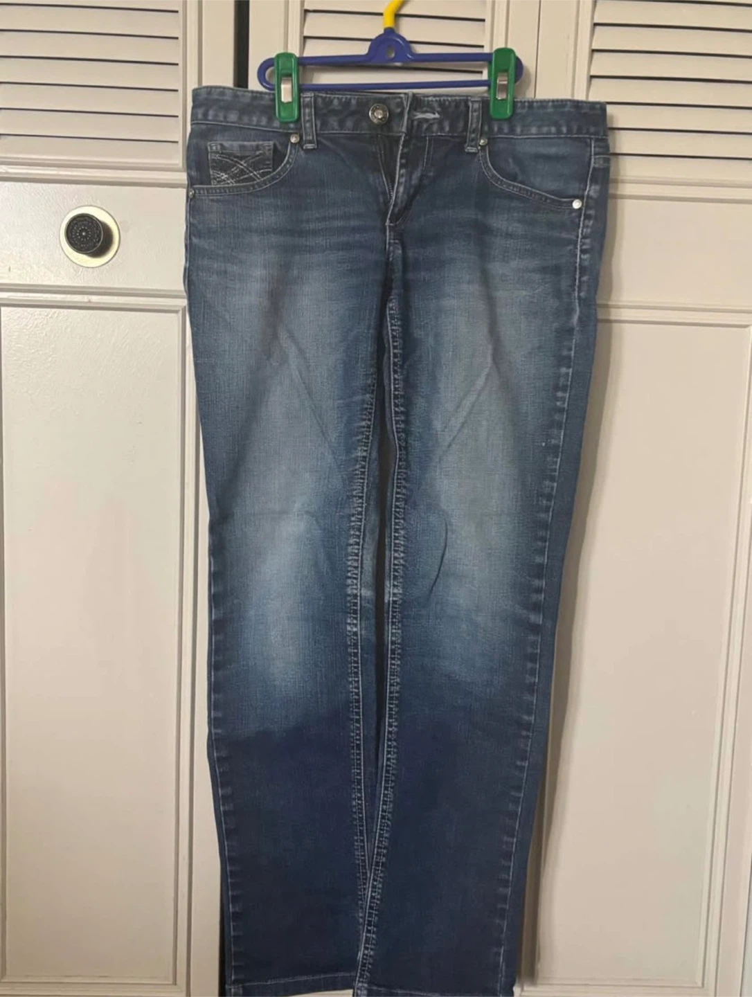 Guess Embellished Pocket Jeans