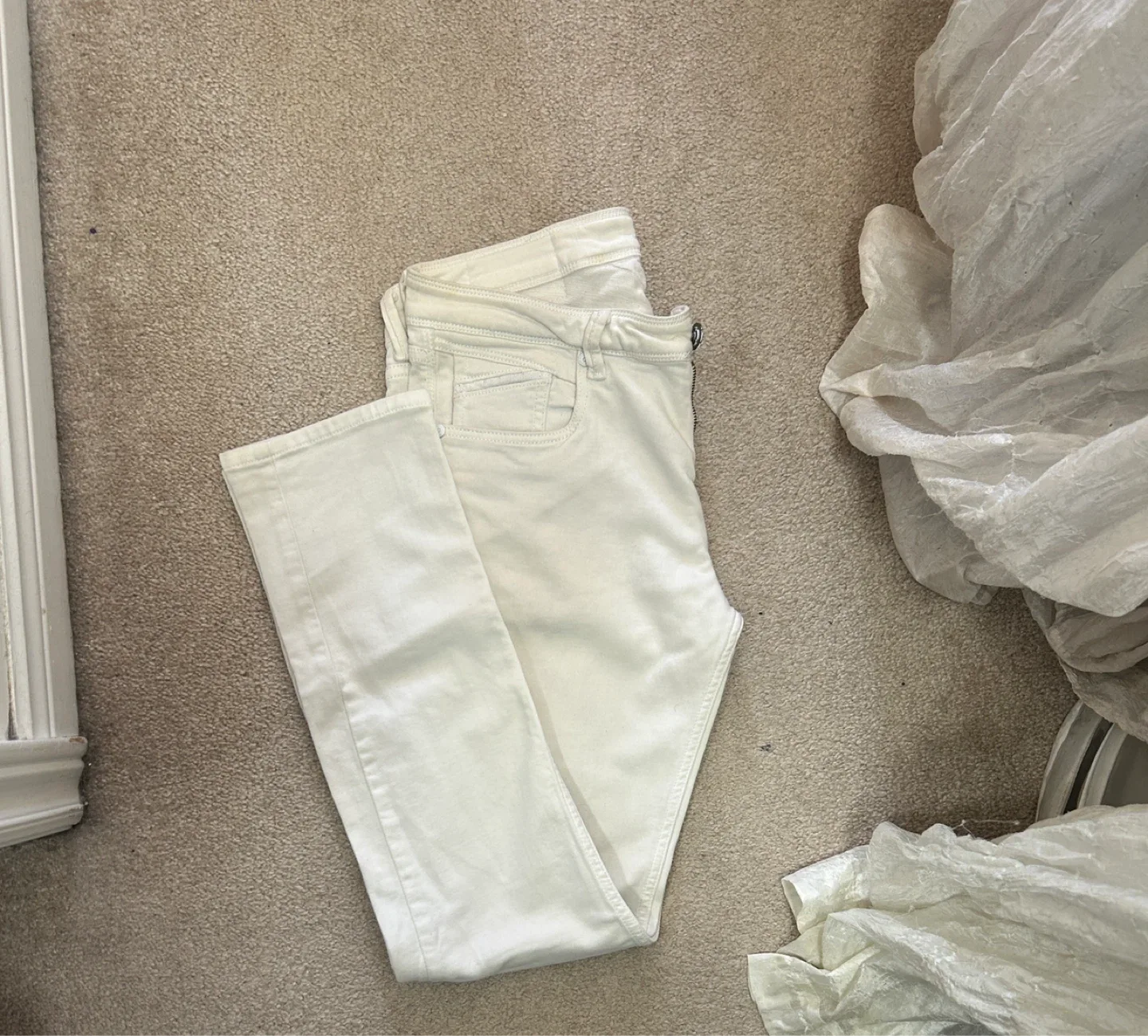 White Jeans thumbnail