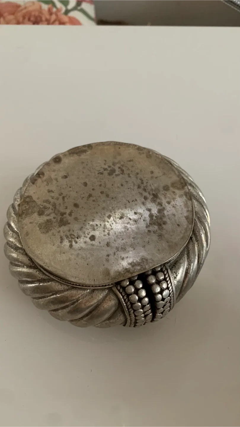 Antique Omani African Tribal Bracelet Bowl image indicator(5)