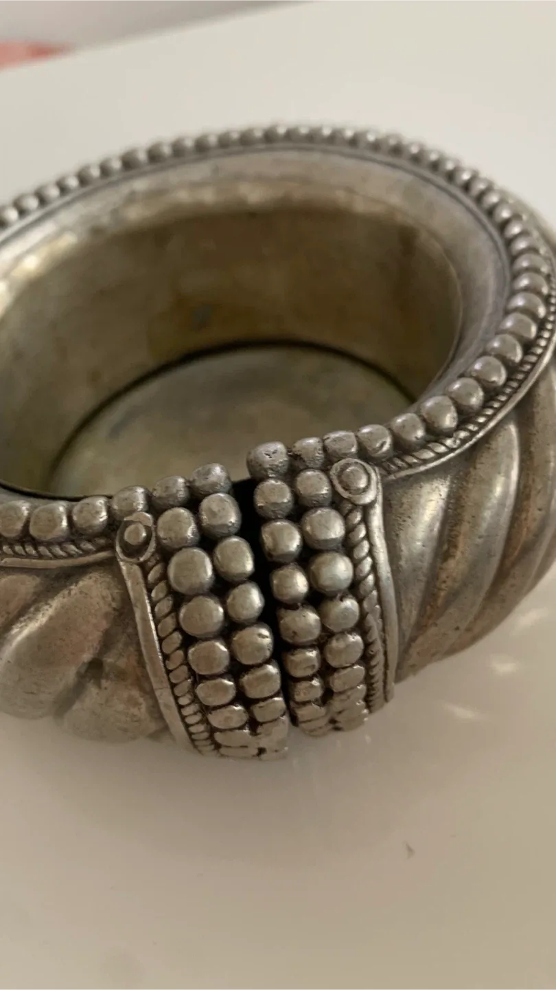 Antique Omani African Tribal Bracelet Bowl image indicator(3)