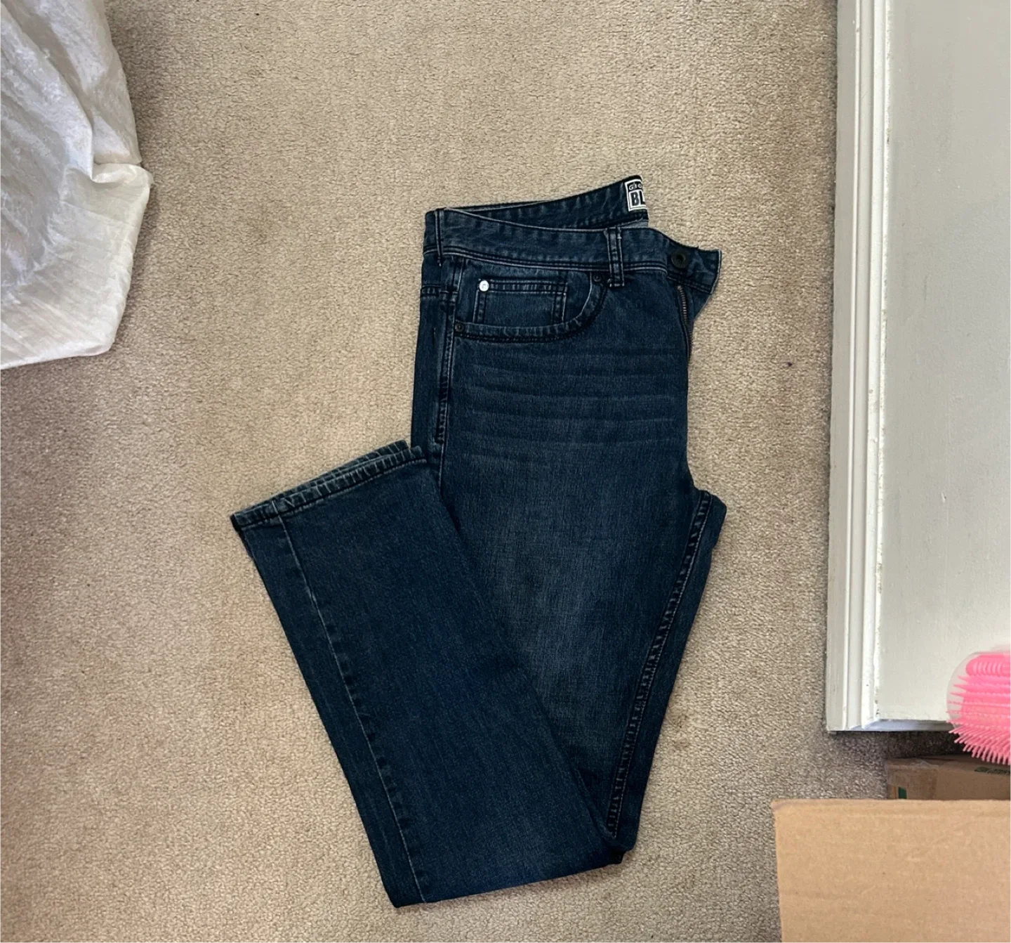 George Straight Fit Jeans thumbnail