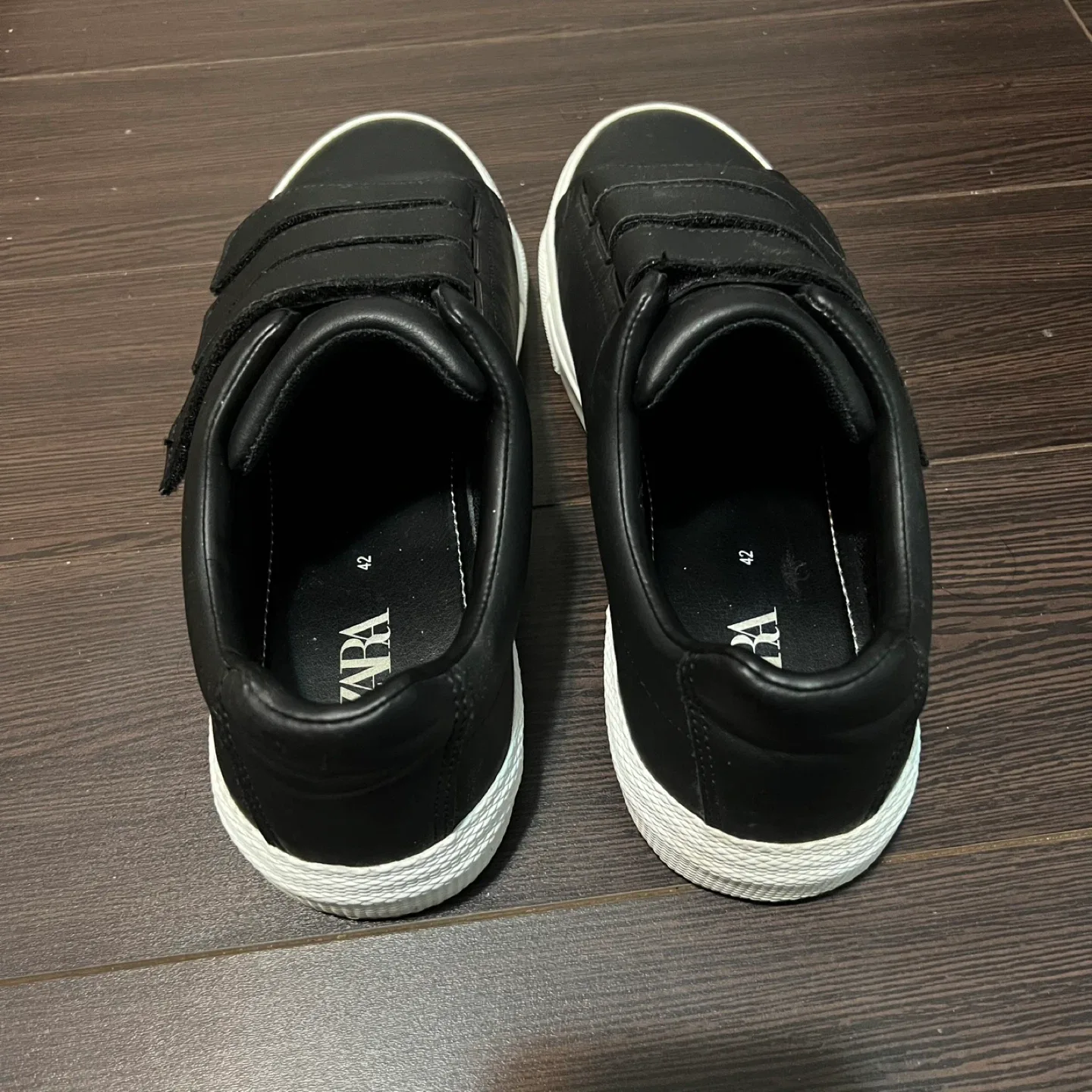 Zara Black Velcro Sneakers - Size 42 image indicator(3)