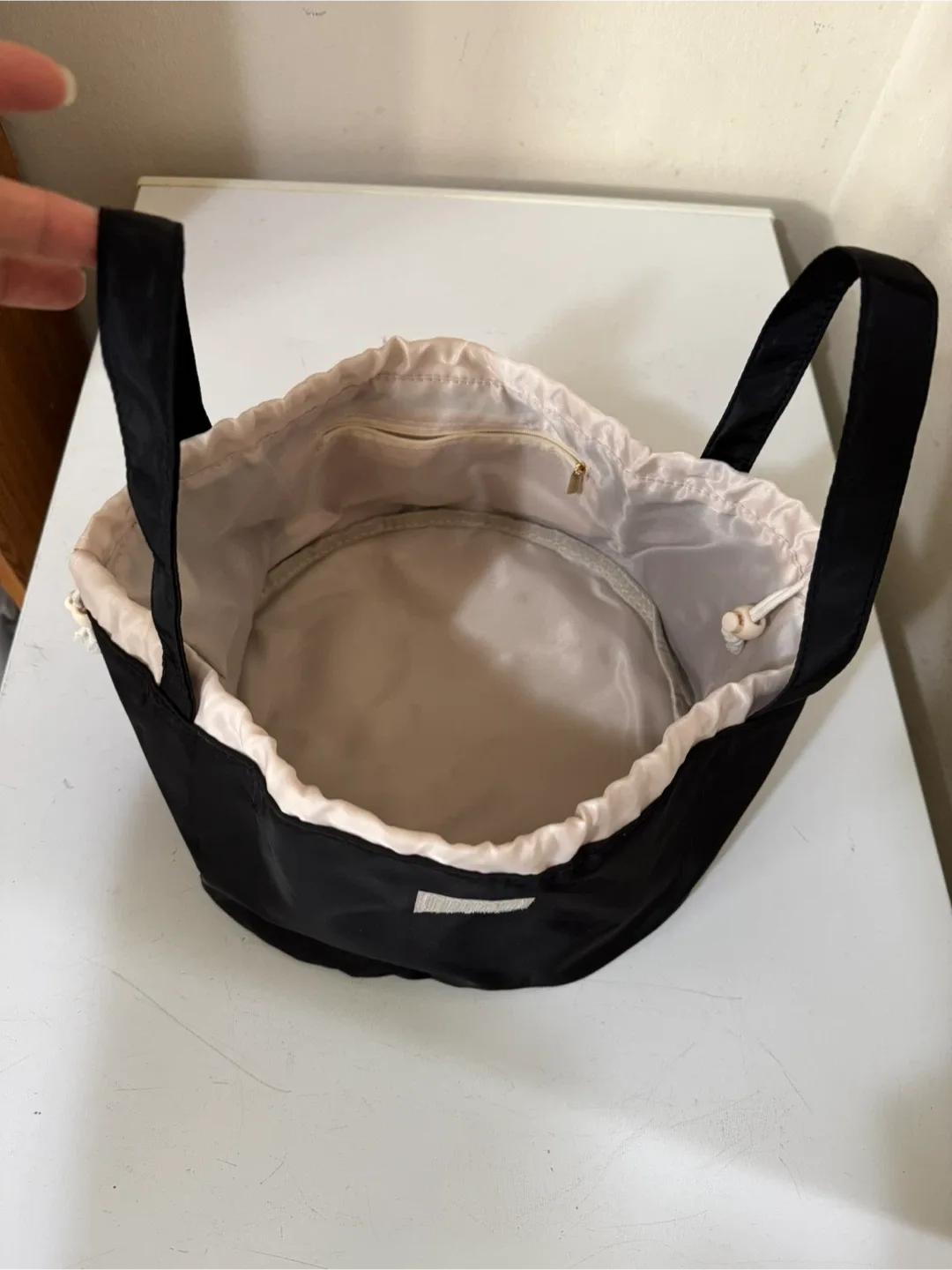 NEW Drawstring Makeup Bag - Black, New in Package thumbnail