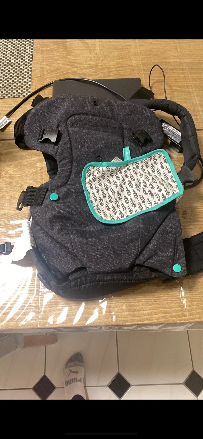 Infantino Carry On Active Baby Carrier