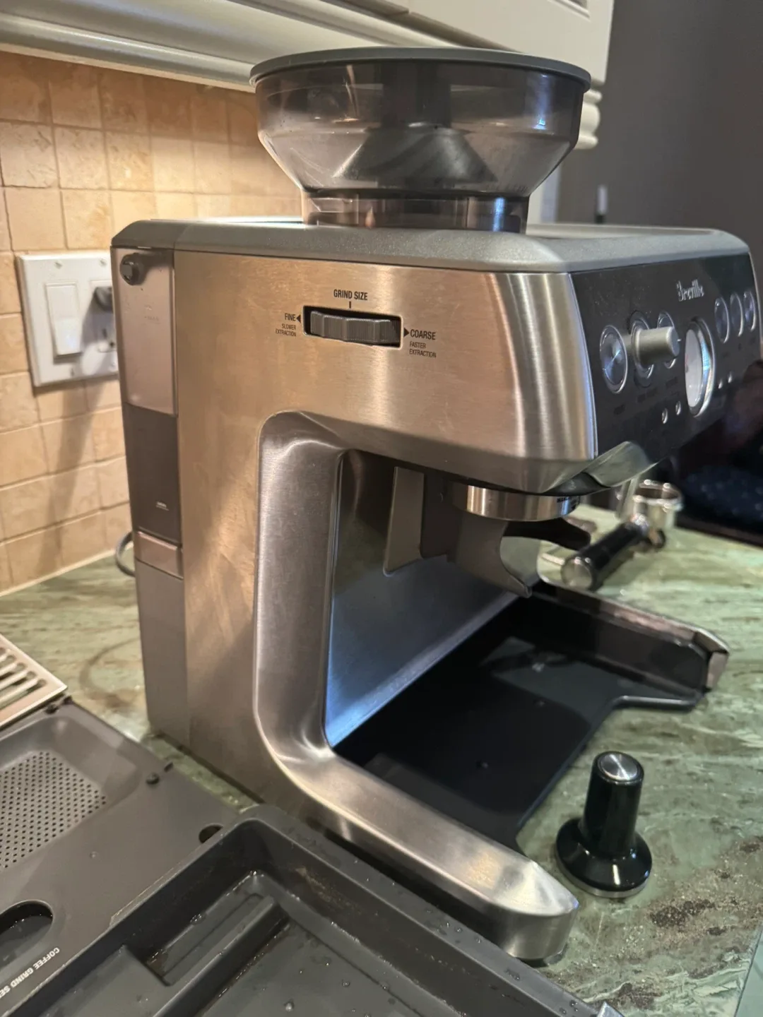 Breville Barista Express Espresso Machine image indicator(9)