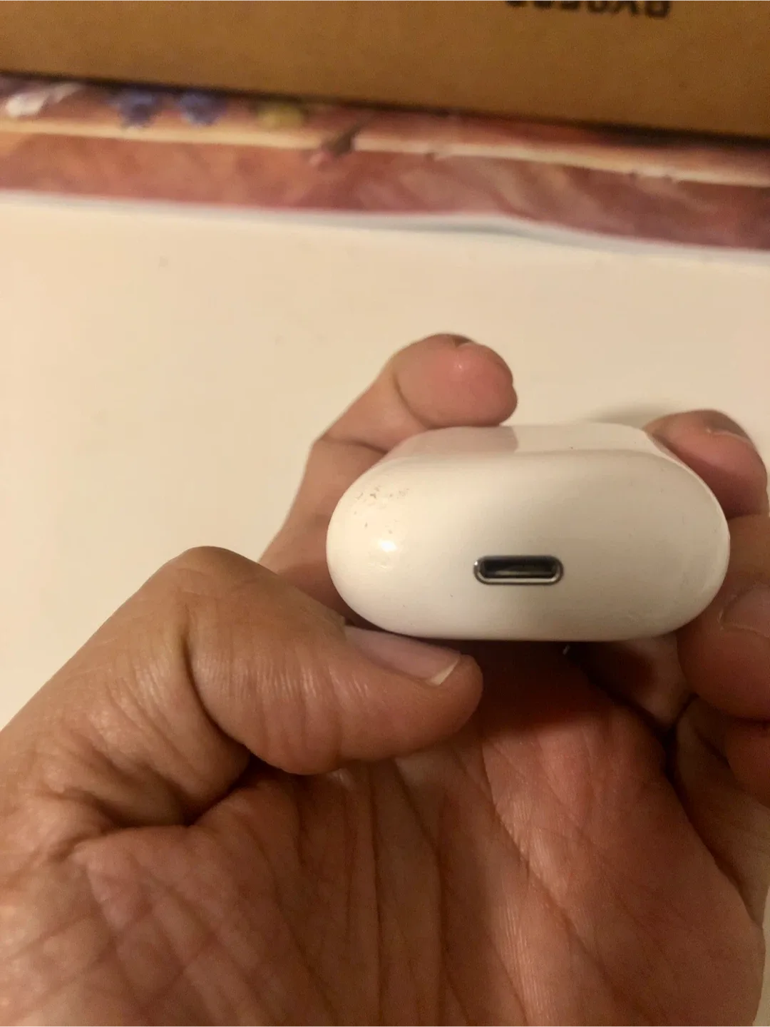 Apple AirPods(left earbud only) with Charging Case image indicator(3)