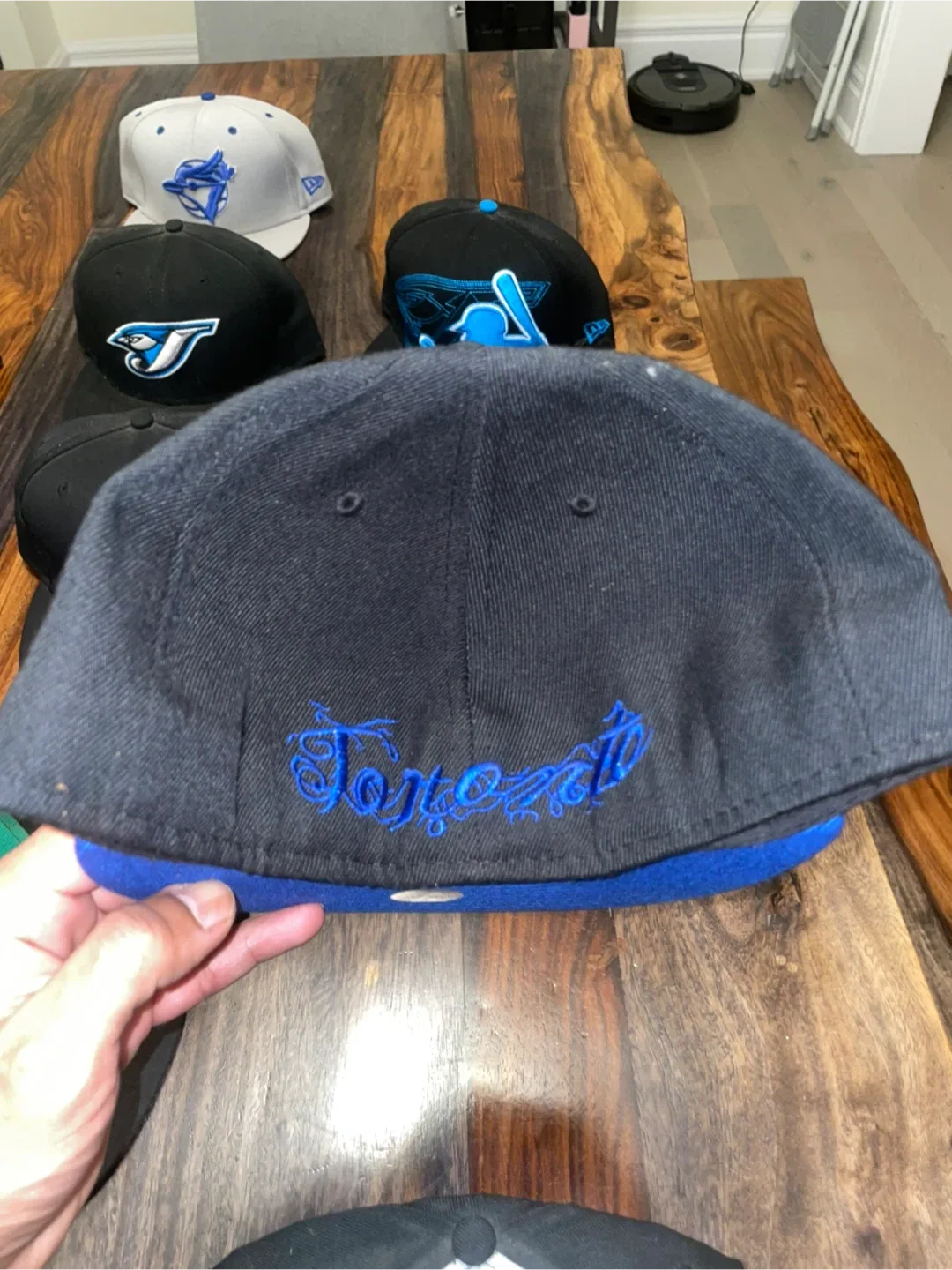 Toronto Blue Jays & Leafs Hats Classics image indicator(4)