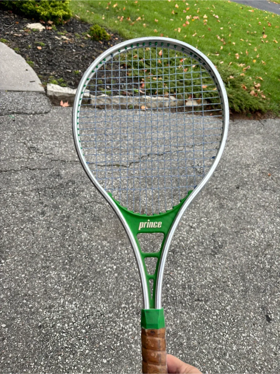 Prince Classic Tennis Racquet image indicator(2)