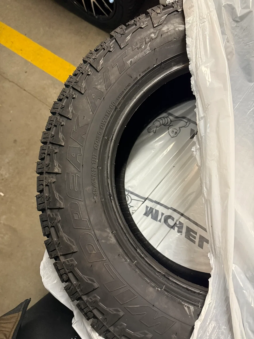 New Depeak A/T Tire 245/65R17 image indicator(3)