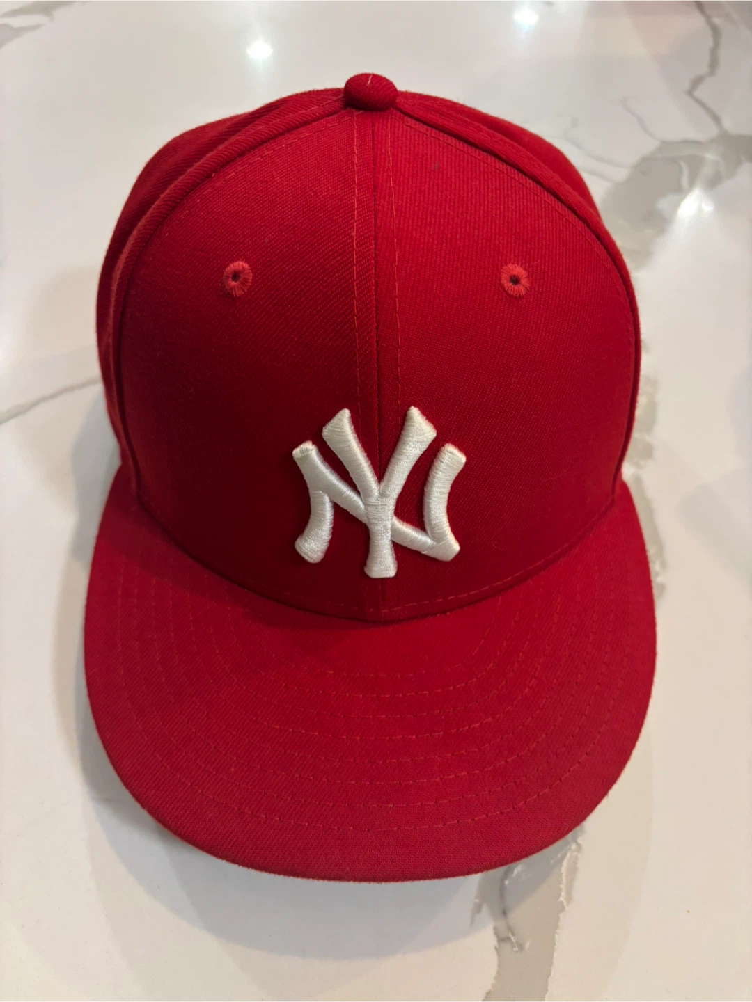 New Era 59FIFTY New York Yankees Hat - Size 7 3/8