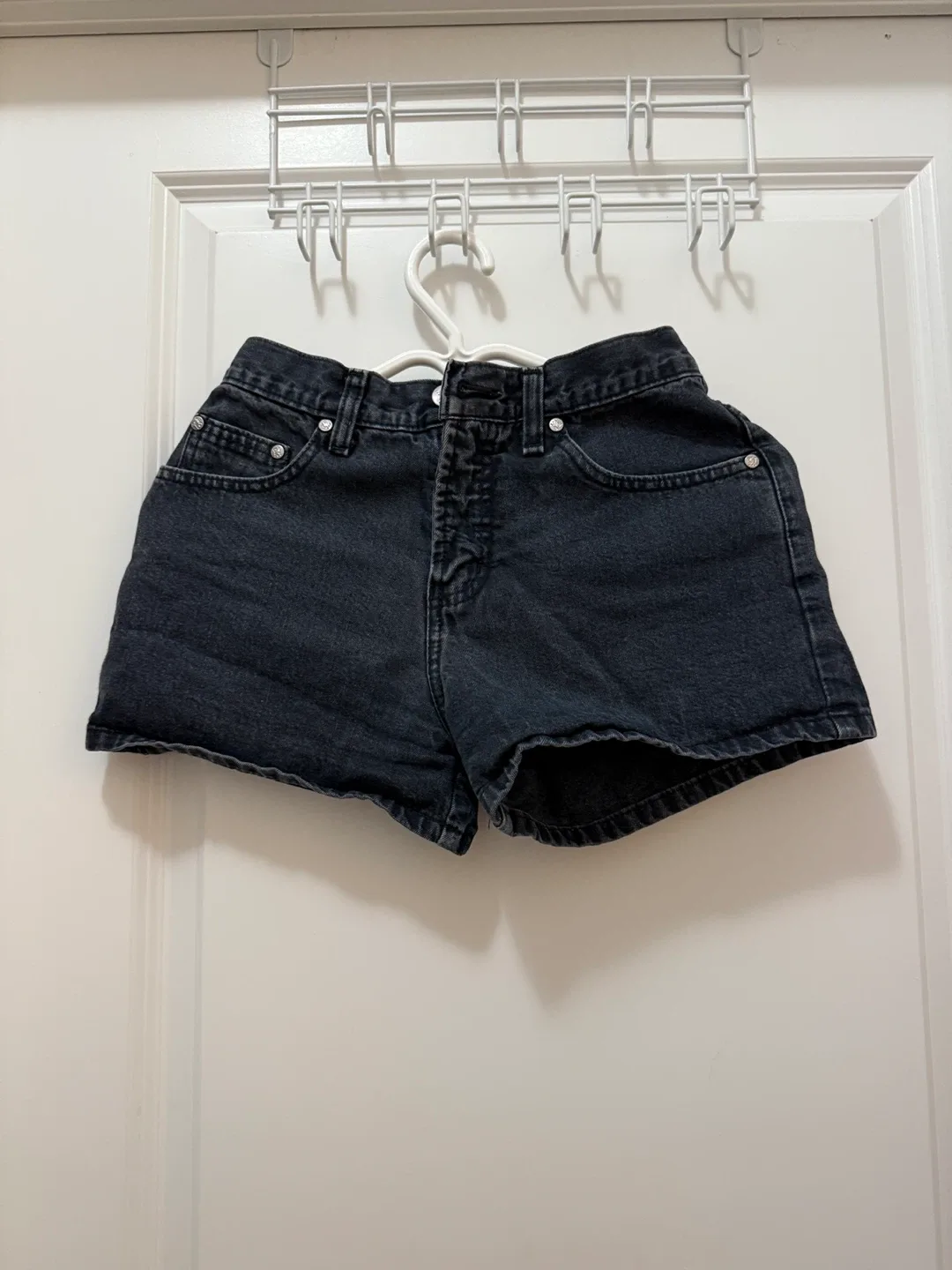Heavenly Hash Black Denim Shorts (size 25 R) thumbnail