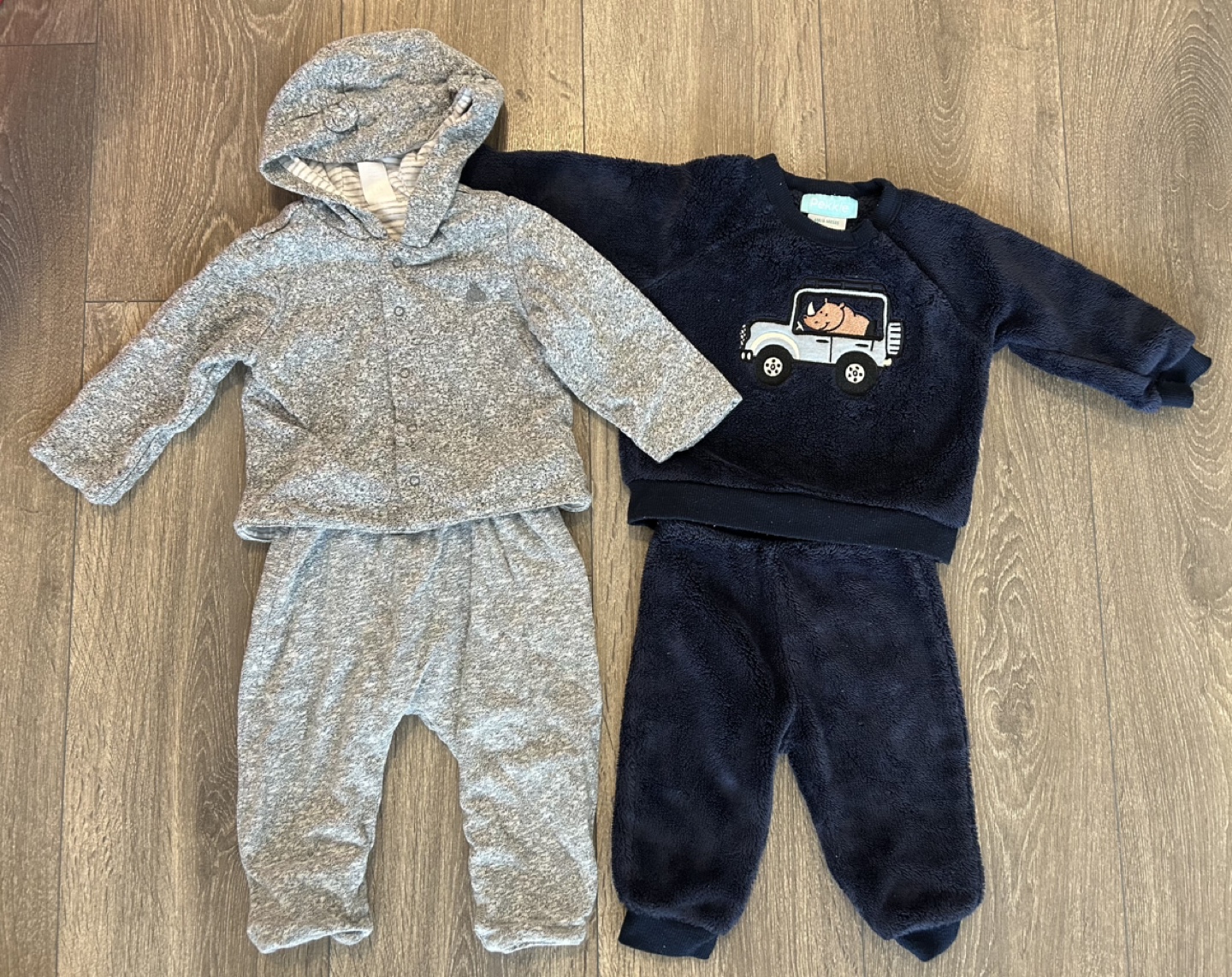 Pekkle & Gap Sweatshirt and Pants Sets