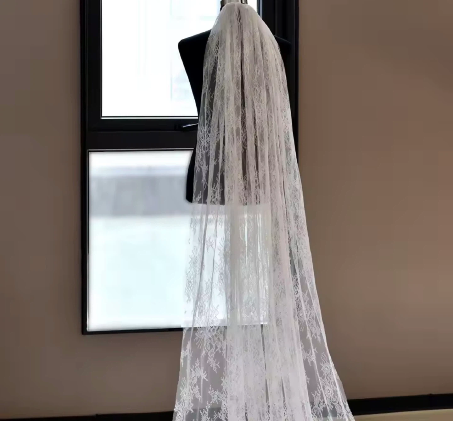 lace  soft white cathedral Veil - photo 2