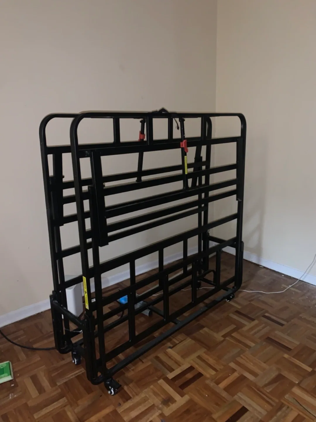 Heavy Duty Folding Twin Bed Frame - Black image indicator(2)