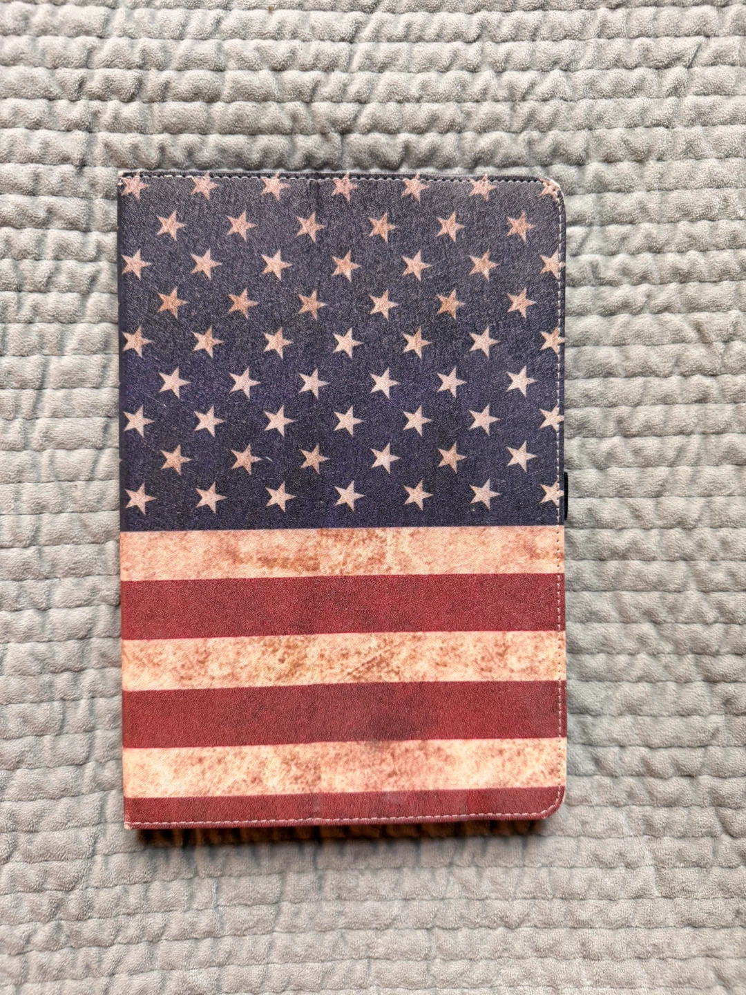 Amazon Fire HD 10 Tablet (with Case - American Flag)