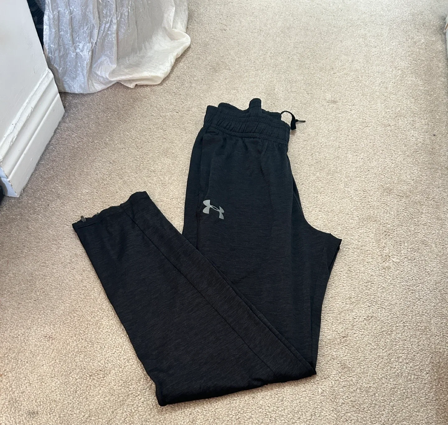 Under Armour Black Jogger Pants thumbnail