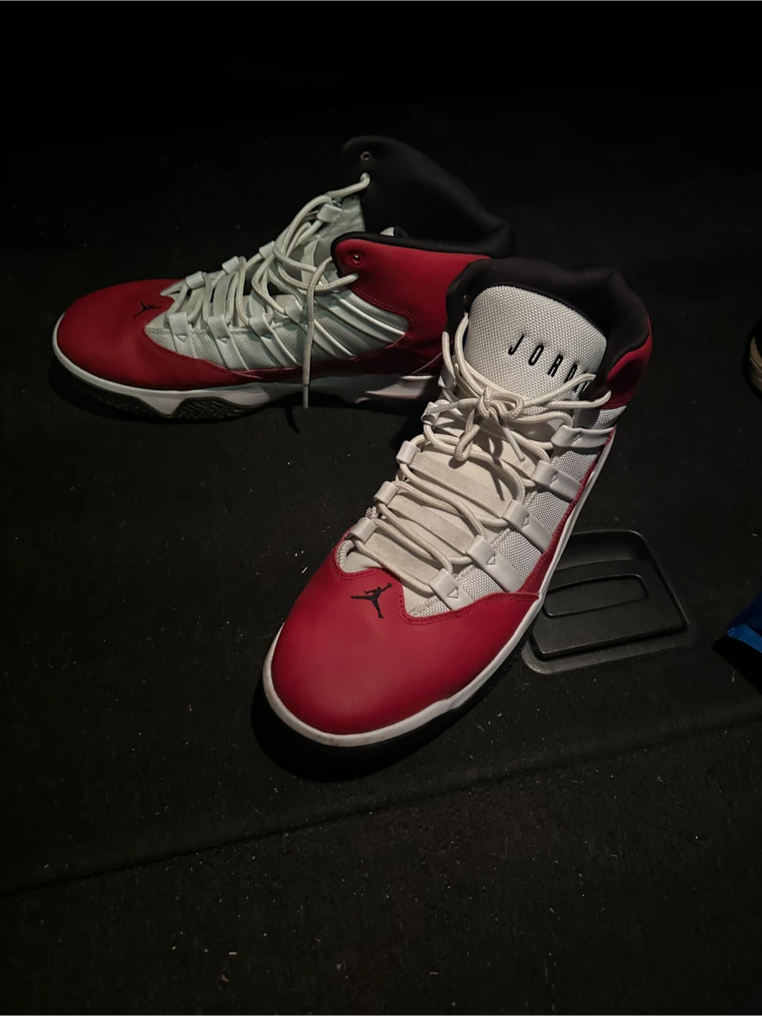 Jordan - Red & White