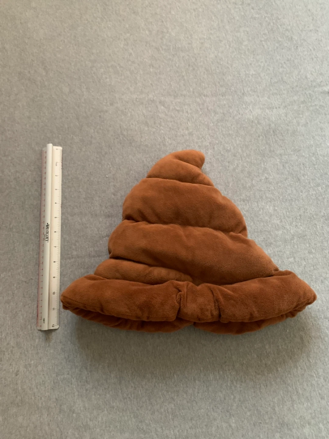 💩 Poop Emoji Plush Hat - Have TWO of them - photo 2