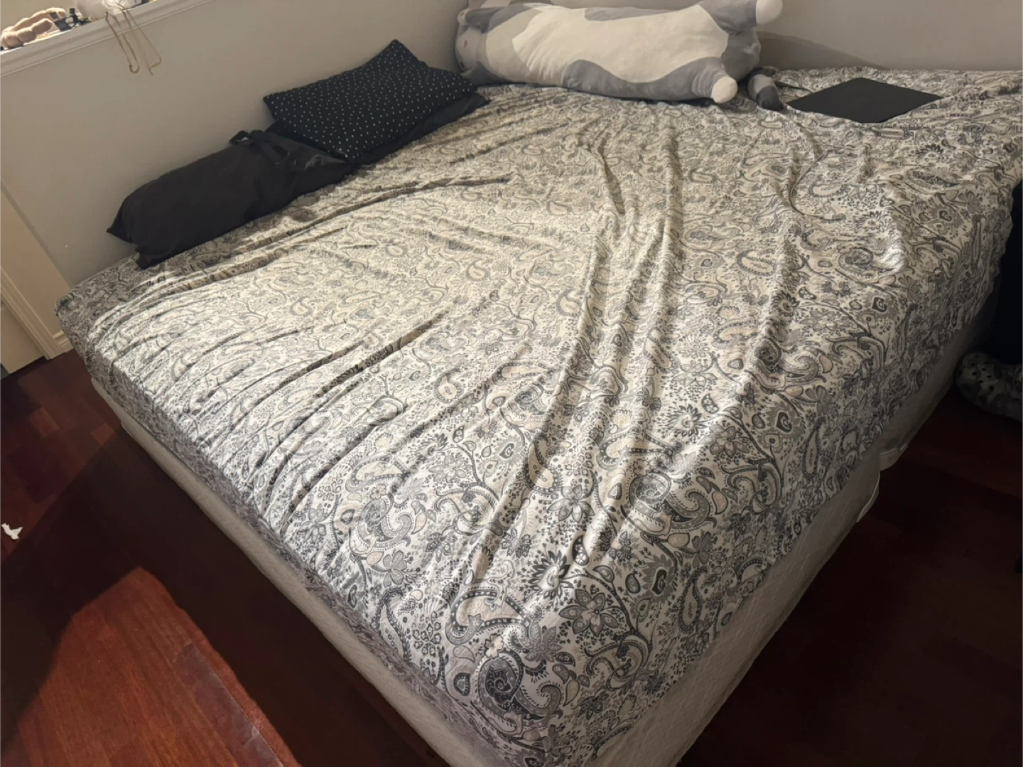 KING Size Mattress and Bed Frame - photo 2