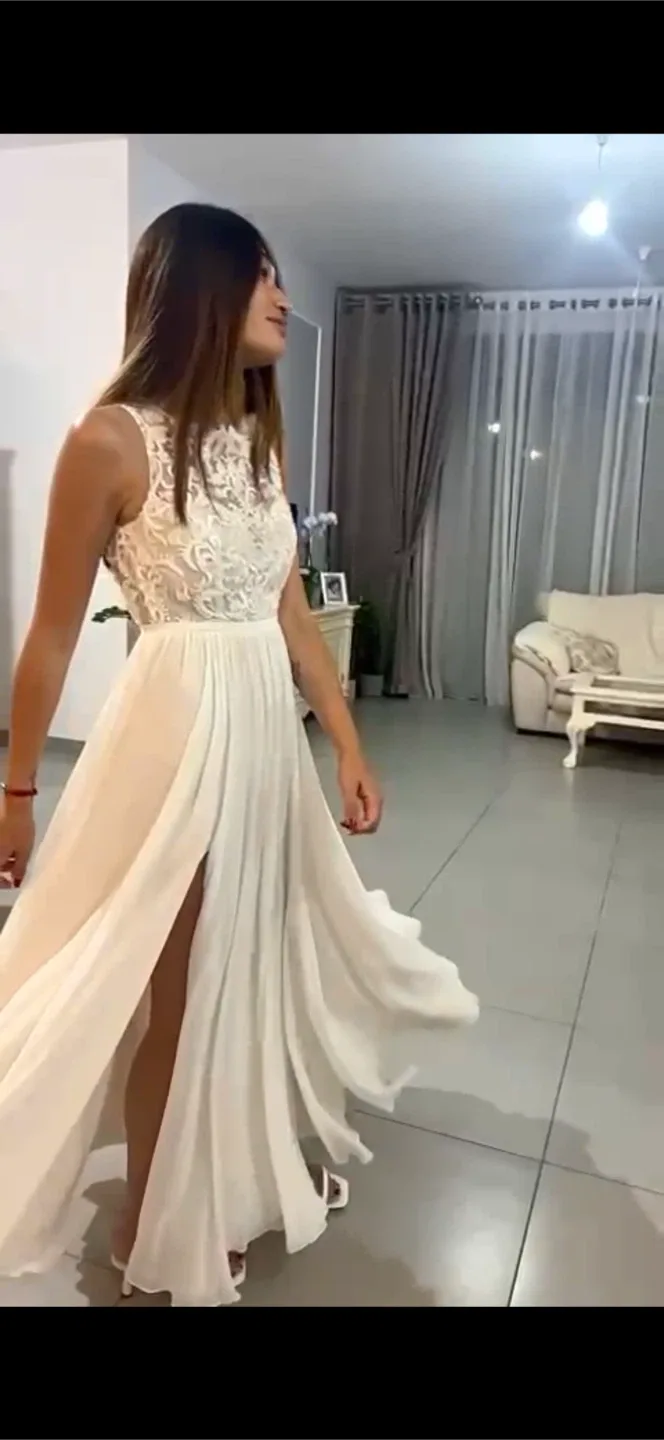 Wedding Dress image indicator(9)