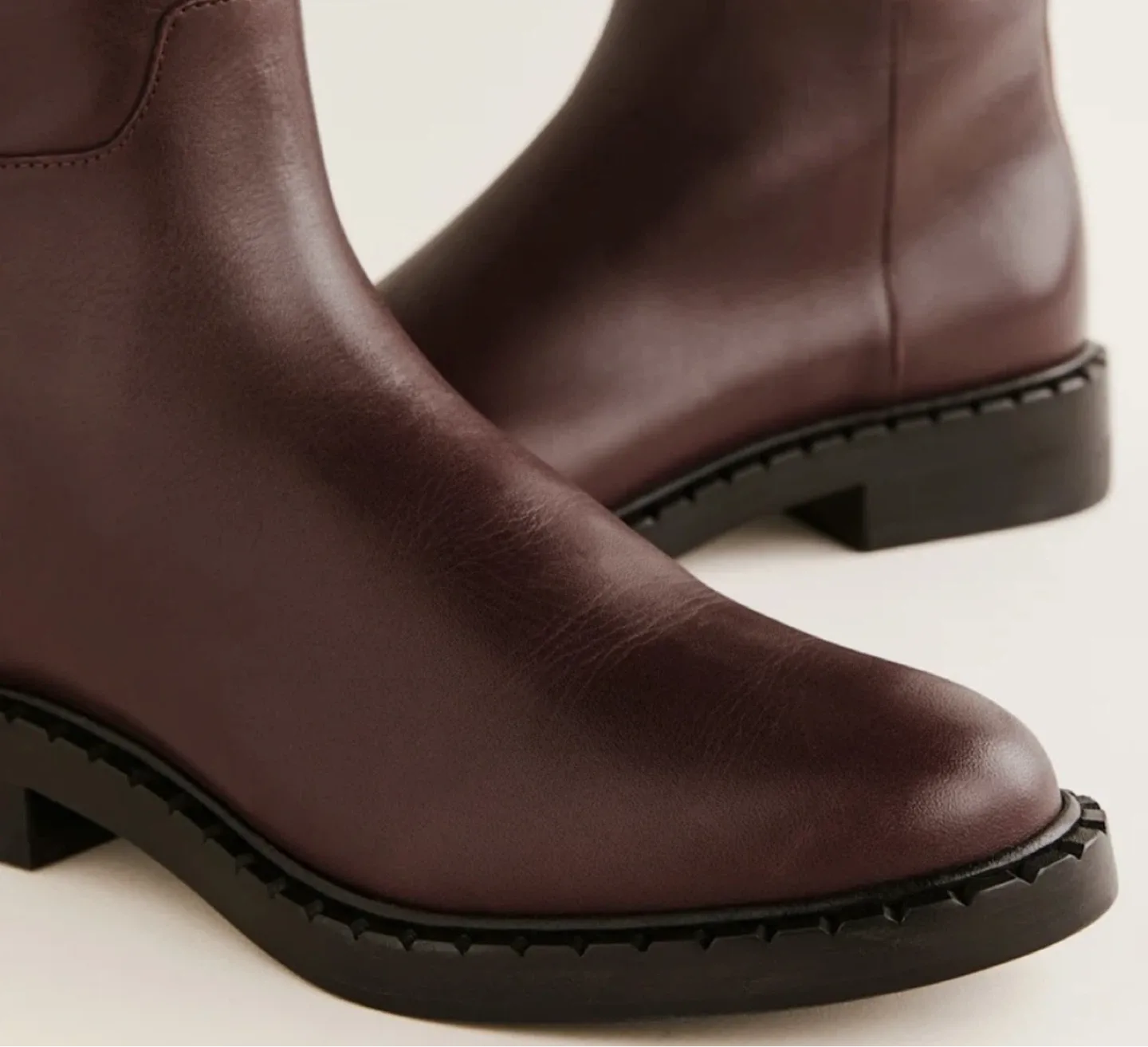 NEW Reformation Nancy Boot in Espresso, Size 7.5 image indicator(4)