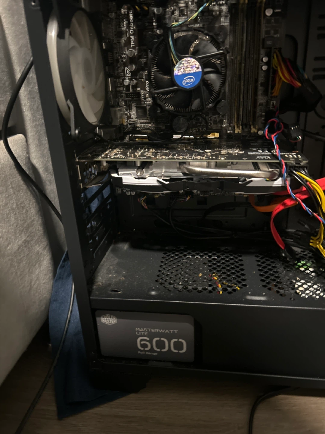 Desktop PC with Intel CPU & MasterWatt 600 PSU - photo 2