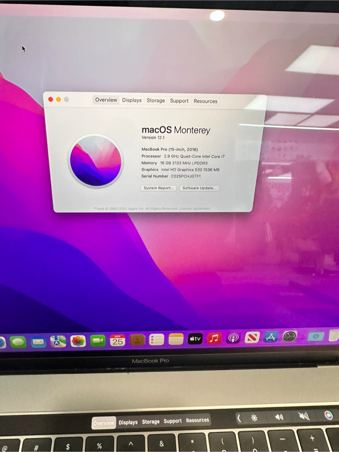 MacBook Pro 15-inch, 2016, 1TB Storage - photo 3