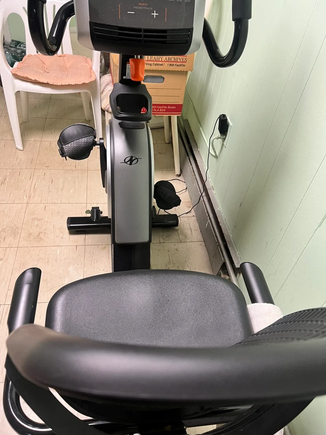 NordicTrack Commercial VR21 Recumbent Bike image indicator(3)