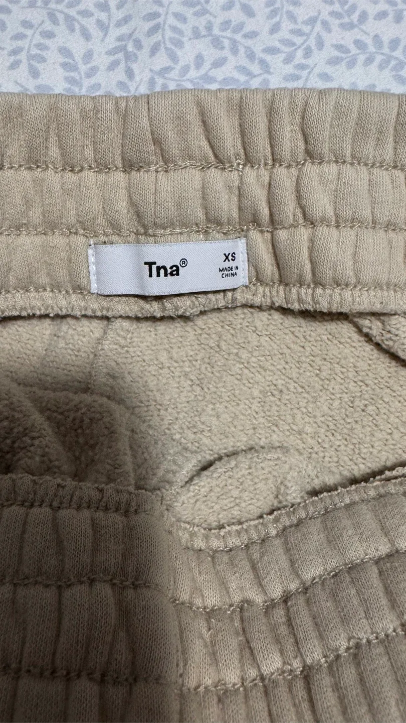 TNA Cream Sweatpants - Size XS image indicator(3)