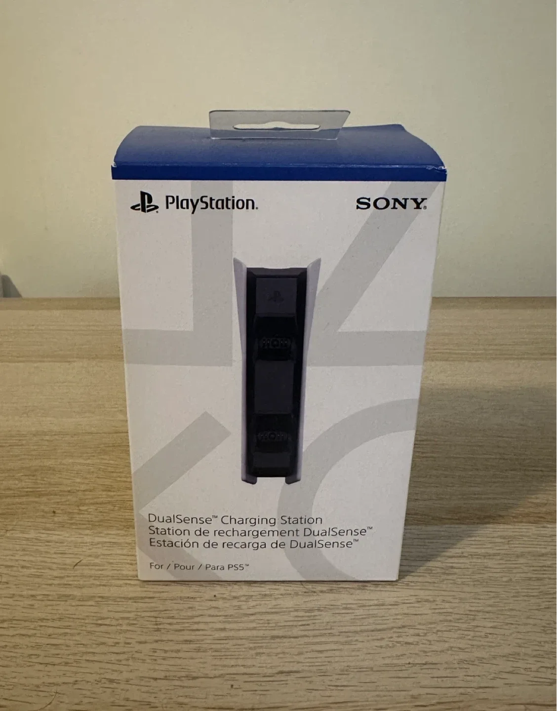 Sony PlayStation DualSense Charging Station for PS5 thumbnail