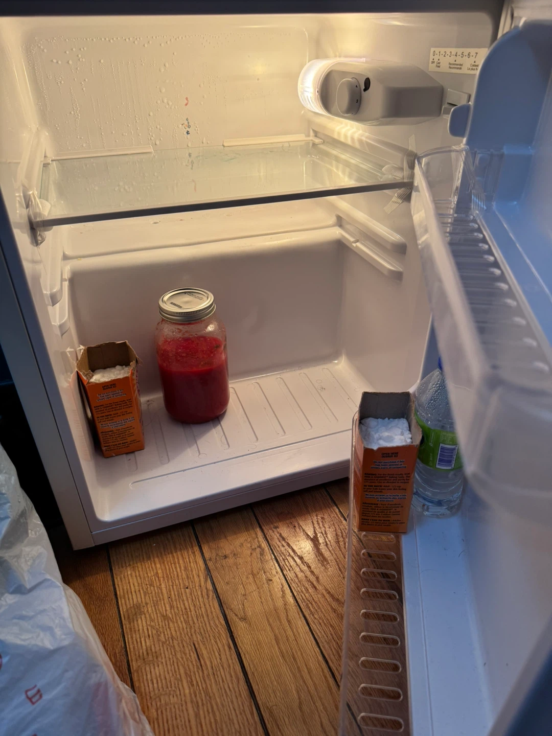 Insignia Retro Mini Fridge - working - photo 3