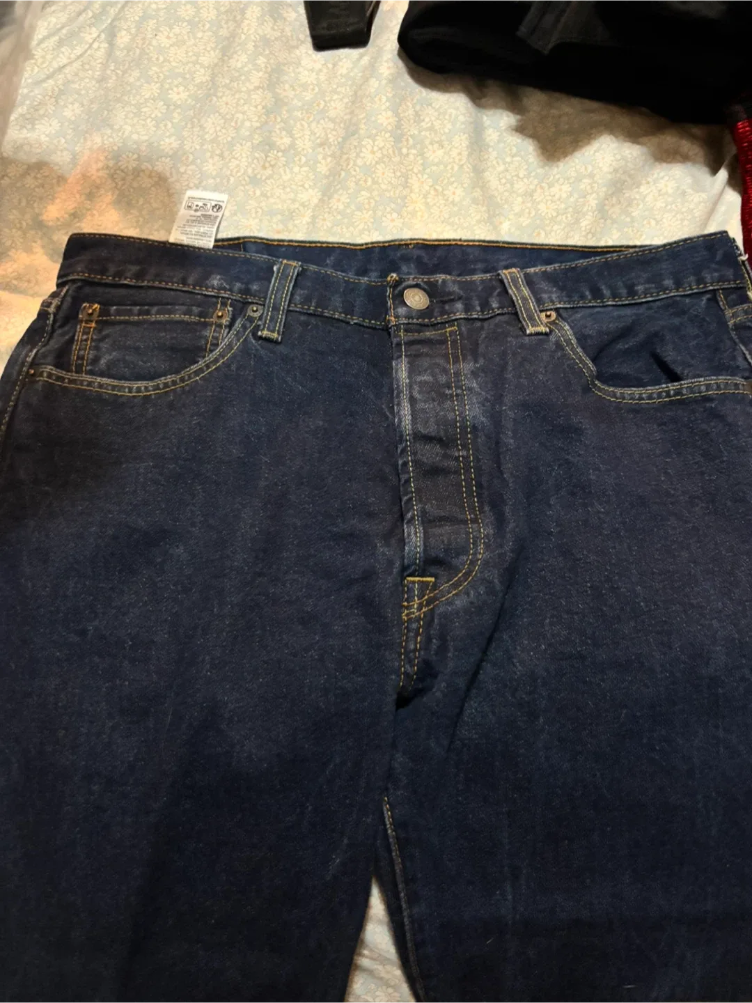 Levi's 501 Jeans, W35 L30 image indicator(2)