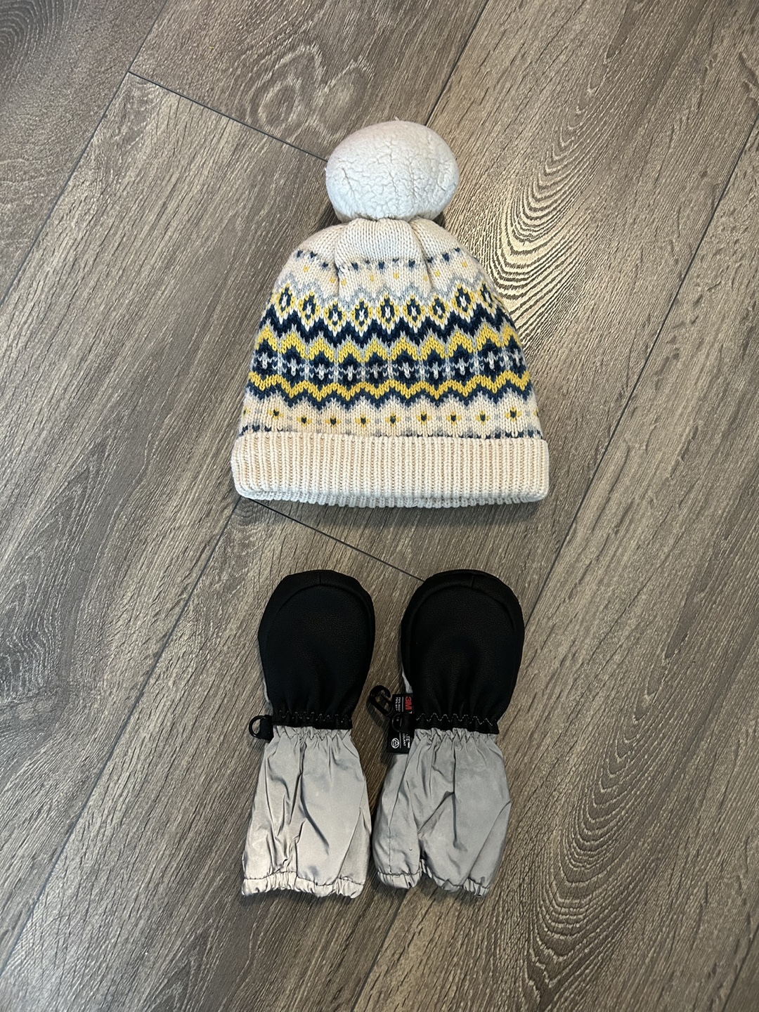 Joe Fresh Mittens (0-12m) & Gap Beanie (0-6m)