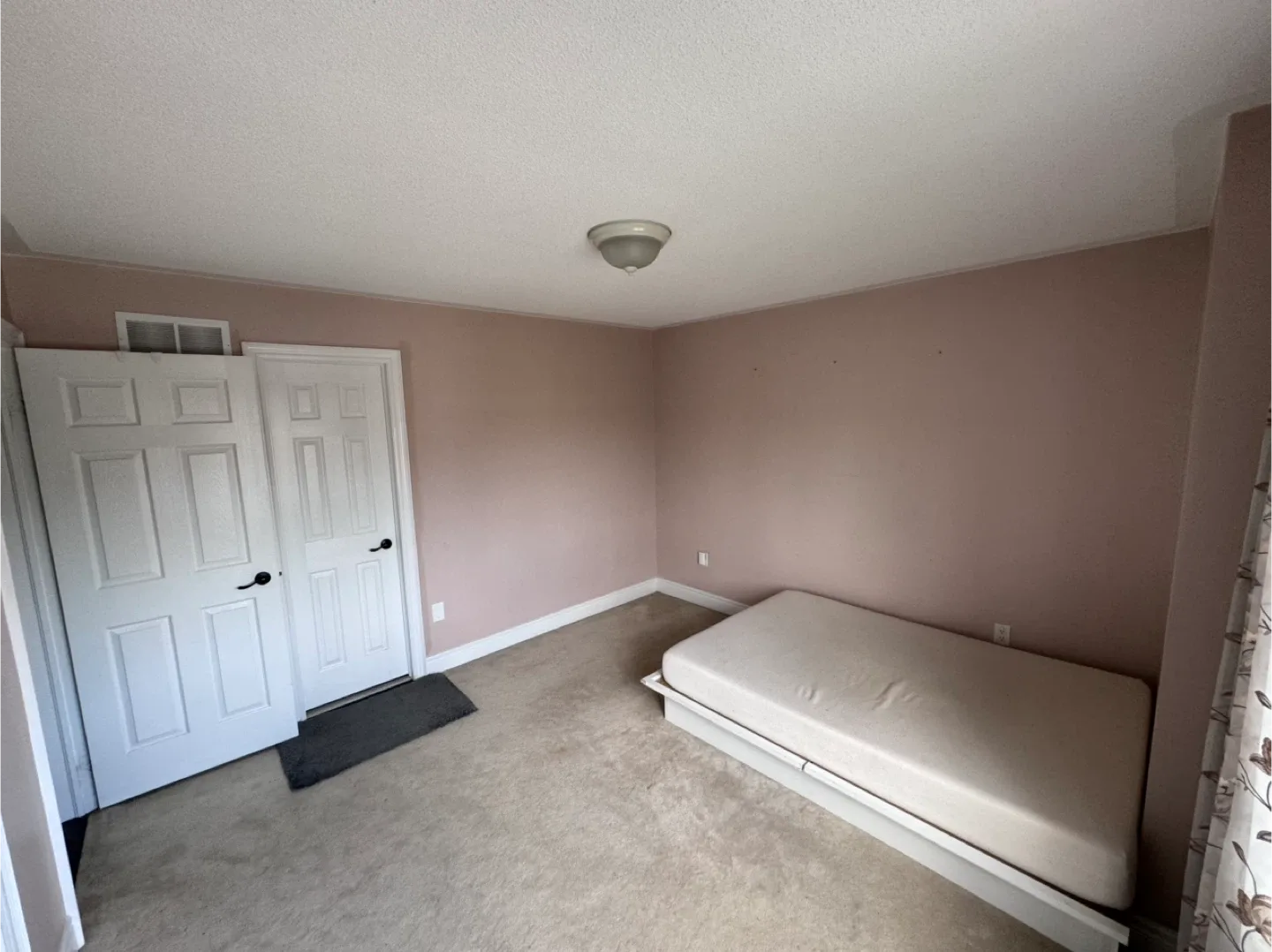 Room for rent image indicator(2)