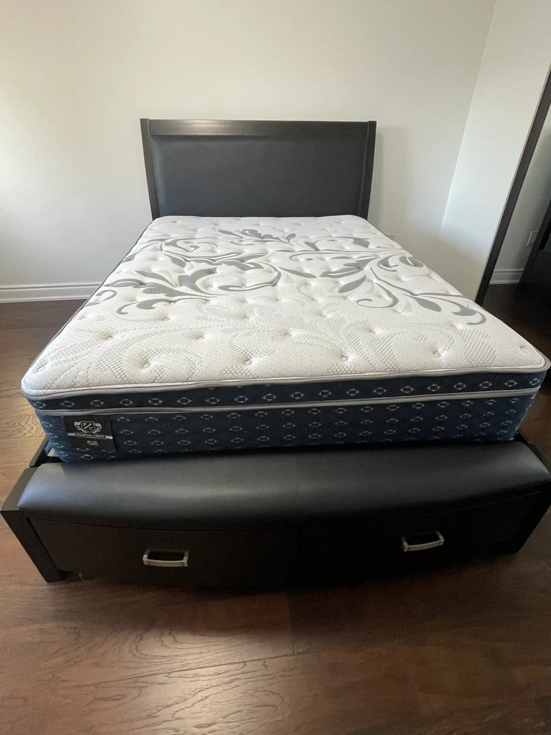 Palais Royal Euro Top Mattress thumbnail