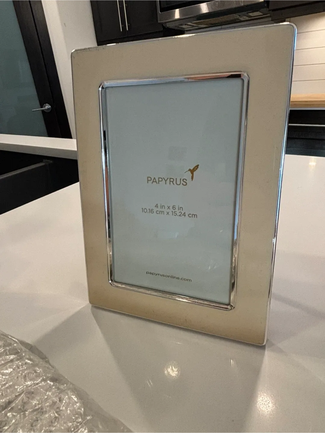 Brand New - Set of 3 Papyrus Picture Frames For Sale image indicator(7)