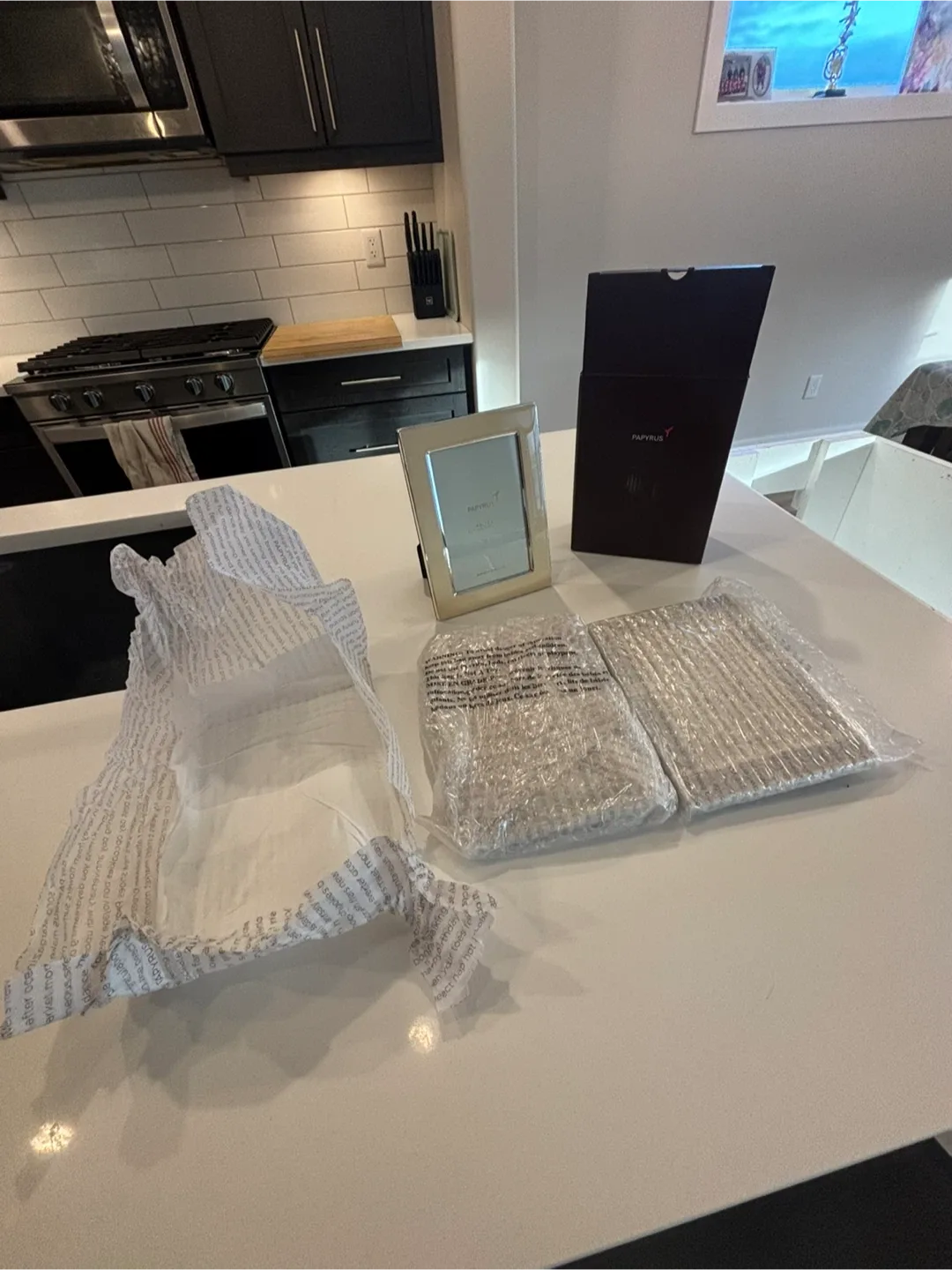 Brand New - Set of 3 Papyrus Picture Frames For Sale image indicator(3)