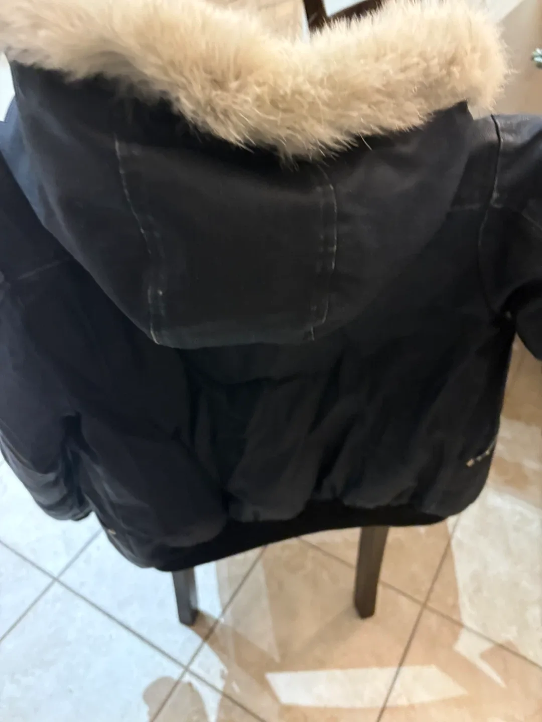 Moose Knuckles Jacket - Size M/M image indicator(5)