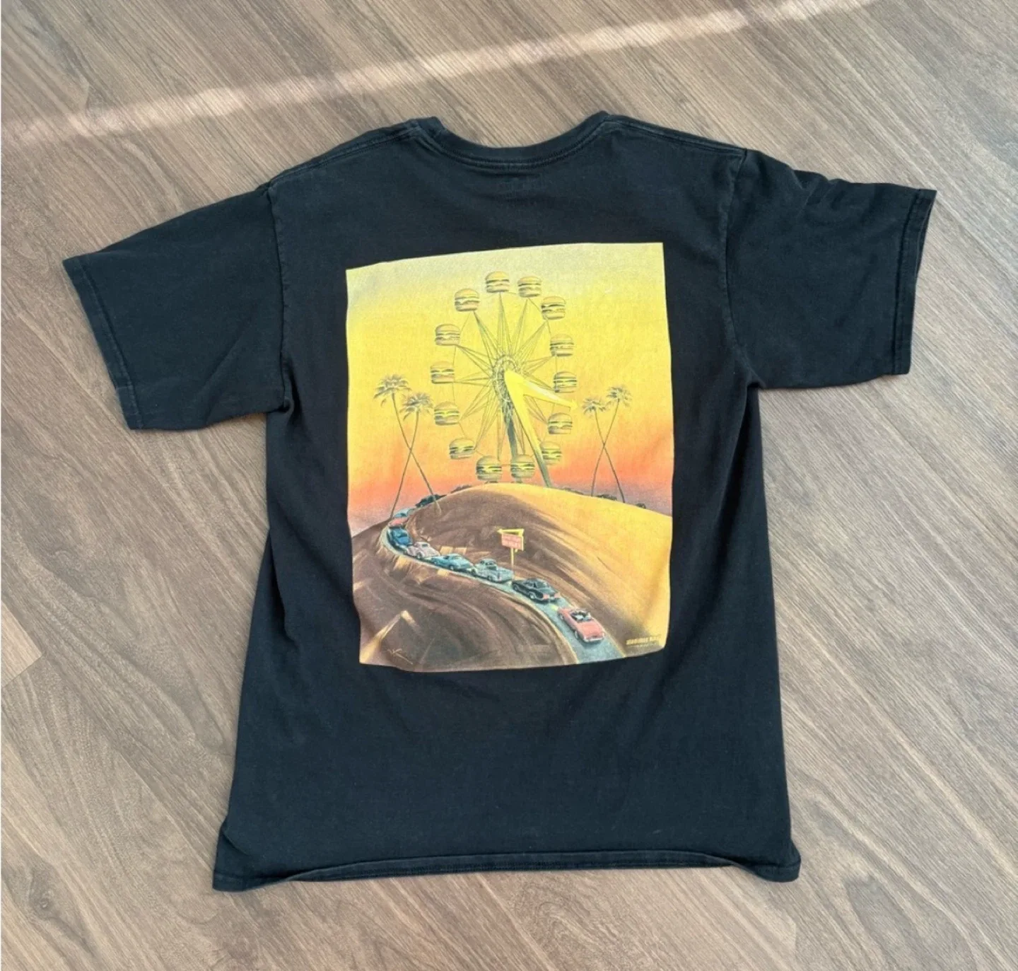 Closet clean out - Men’s sweatpants, hoodies, shorts, shirts image indicator(6)