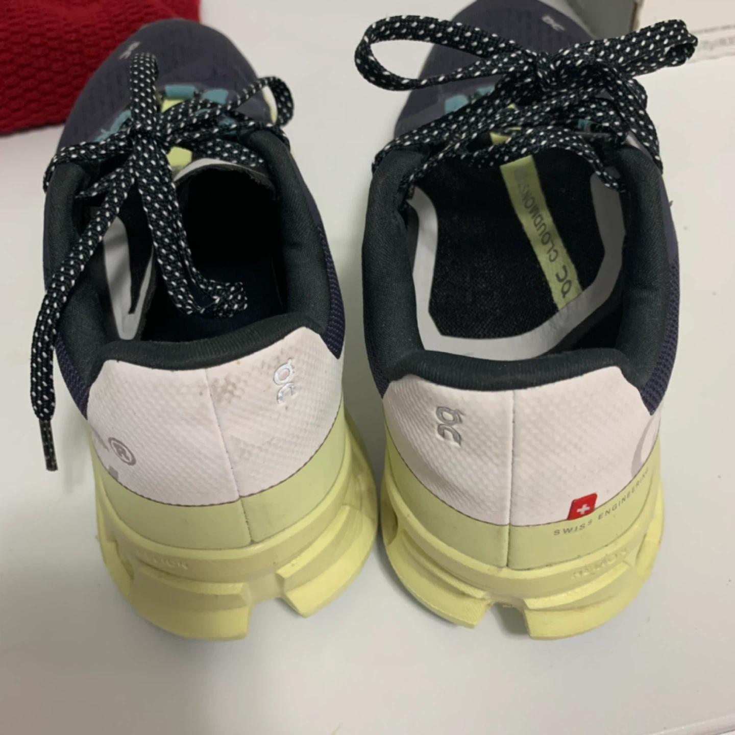 On Cloudmonster Running Shoes - US 8.5