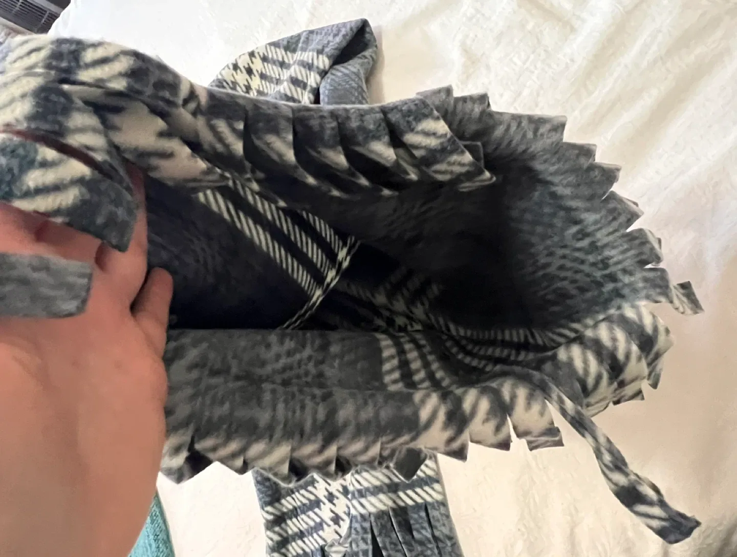 Gray Plaid Unisex Microfleece Winter Scarf - New image indicator(5)