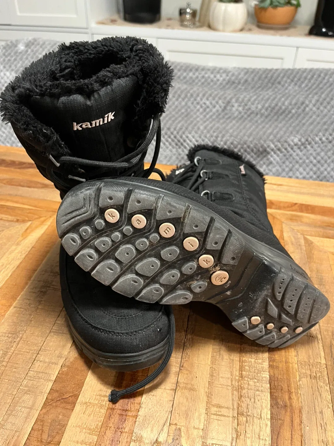 Women’s winter boot- Kamik- size 7 image indicator(2)