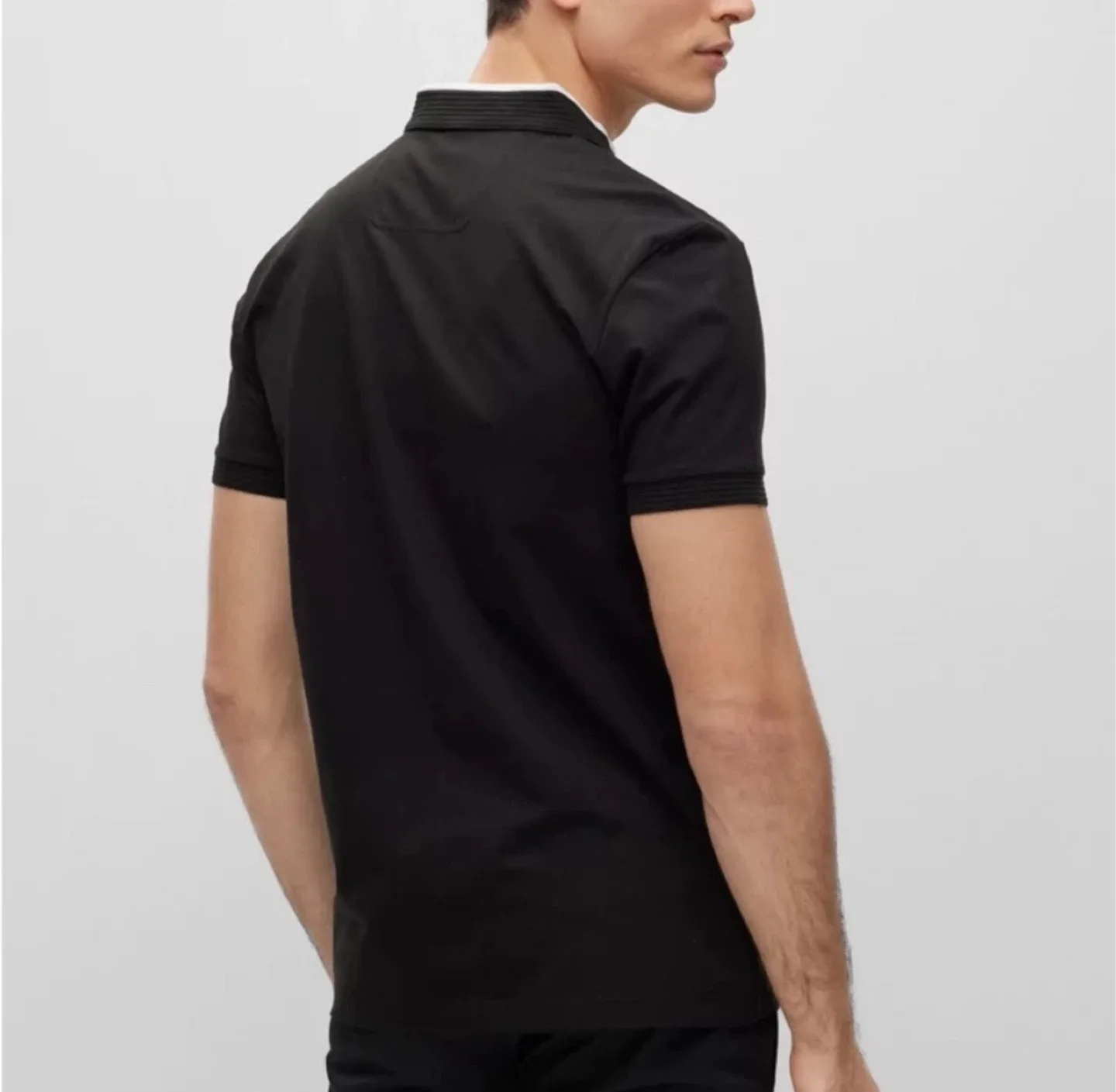 BOSS Slim-Fit Black Polo Shirt - Size M image indicator(3)