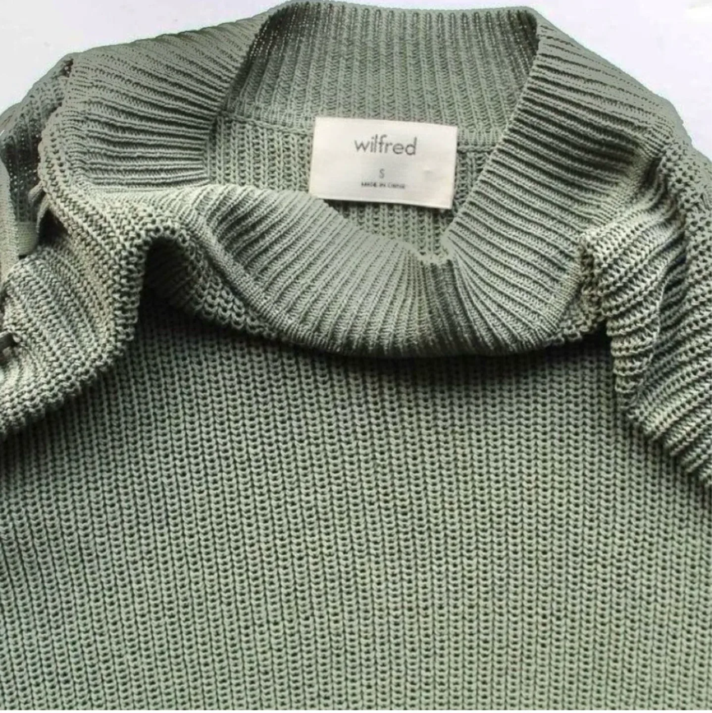 Aritzia Wilfred Salome Sweater w/ Lace-Up Sleeves image indicator(3)