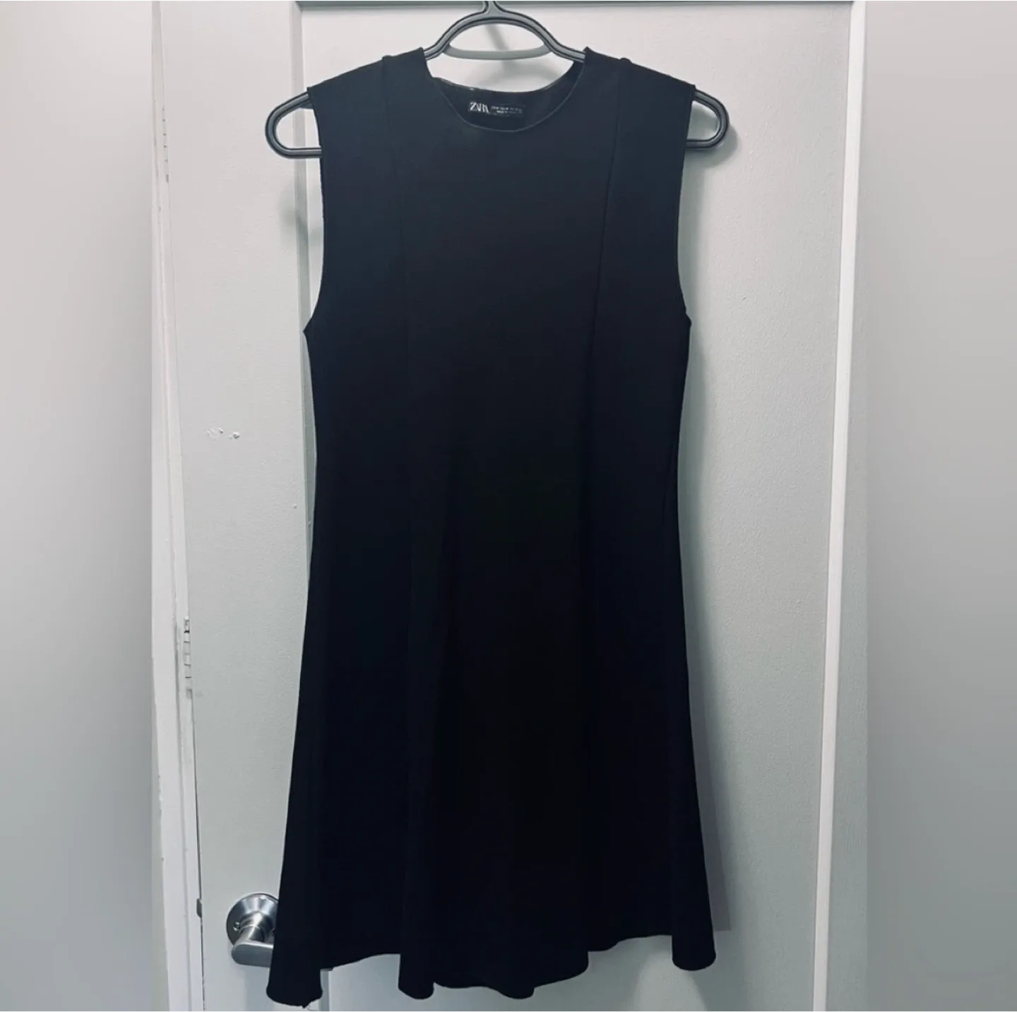 Zara Black Sleeveless Fit & Flare Dress image indicator(3)